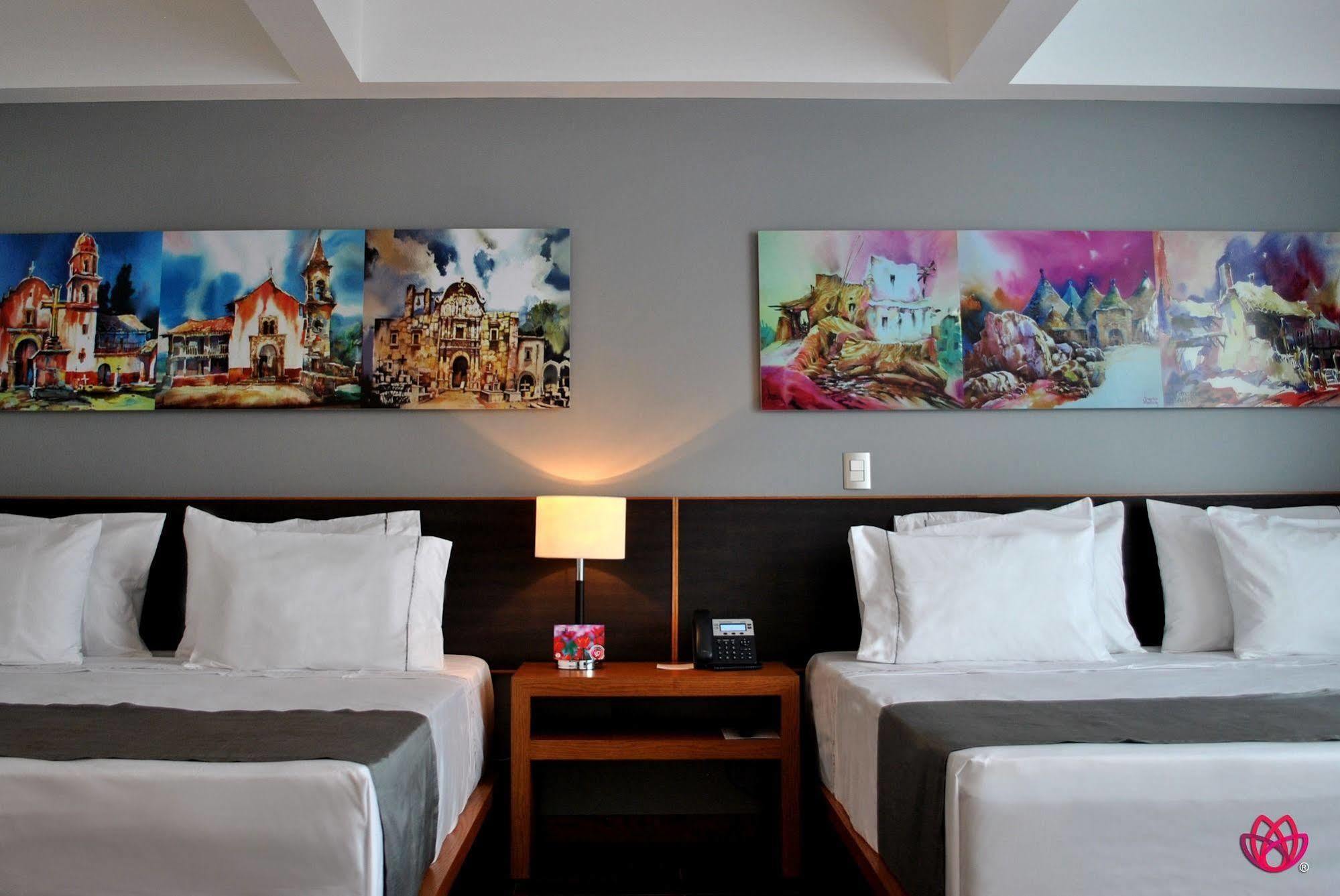 Hotel Y Tu Expo Guadalajara Esterno foto